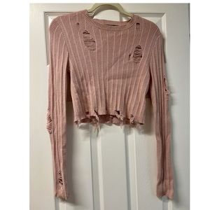 Crop top sweater with details